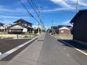 境港市外江町、土地の前面道路を含む現地写真画像です