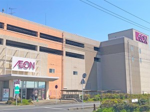 鳥取市南安長、新築一戸建てのショッピングセンター画像です