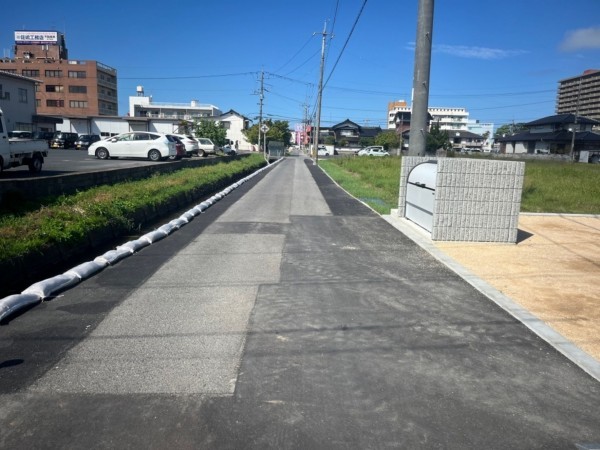 米子市東福原、土地の前面道路を含む現地写真画像です