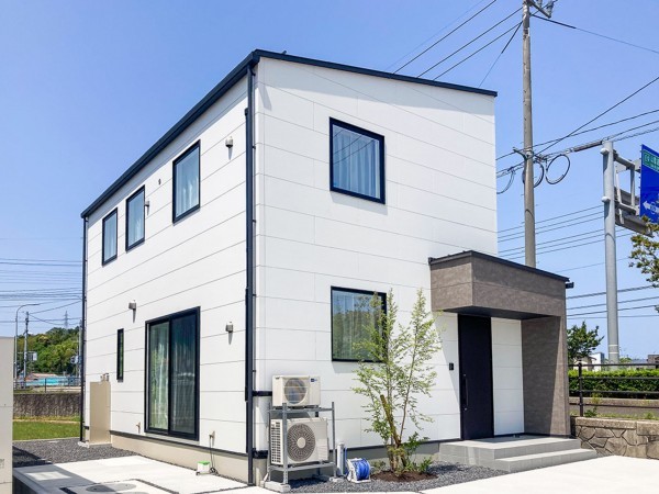 出雲市西新町、新築一戸建ての外観画像です