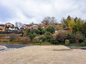 松江市雑賀町、土地の前面道路を含む現地写真画像です