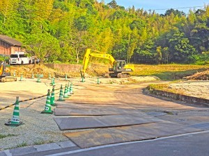 松江市雑賀町、土地の前面道路を含む現地写真画像です