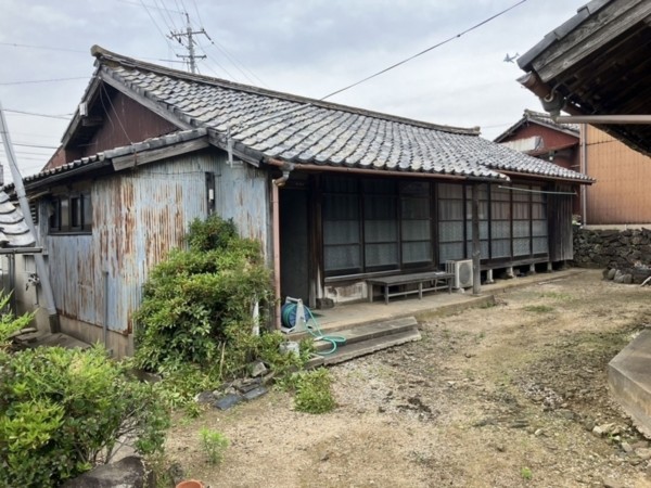 松江市八束町波入、土地の外観画像です