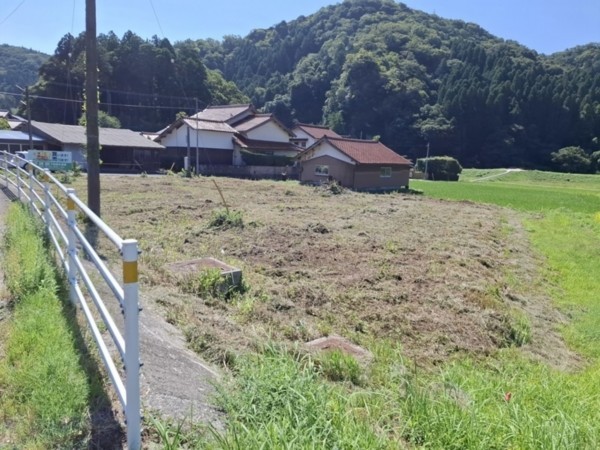 出雲市朝山町、土地の外観画像です