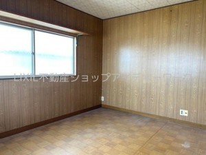 出雲市中野町、中古一戸建ての画像です