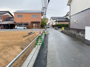 米子市東福原、土地の前面道路を含む現地写真画像です