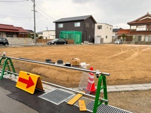 米子市東福原、土地の前面道路を含む現地写真画像です