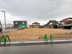 米子市東福原、土地の前面道路を含む現地写真画像です