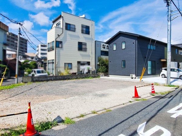鳥取市南町、土地の前面道路を含む現地写真画像です