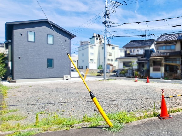 鳥取市南町、土地の前面道路を含む現地写真画像です