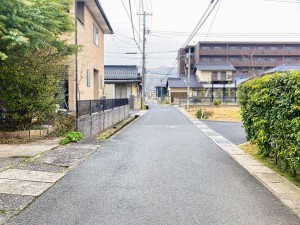 出雲市姫原町、土地の前面道路を含む現地写真画像です