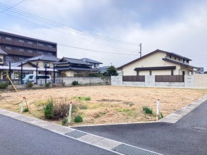 出雲市姫原町、土地の前面道路を含む現地写真画像です