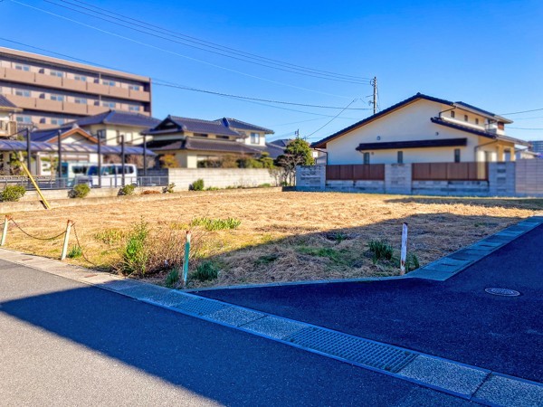 出雲市姫原町、土地の前面道路を含む現地写真画像です