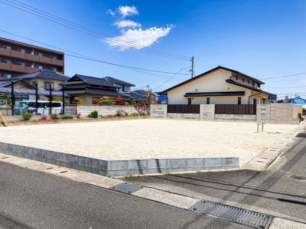 出雲市姫原町、土地の前面道路を含む現地写真画像です