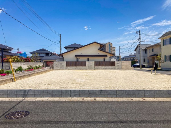 出雲市姫原町、土地の前面道路を含む現地写真画像です