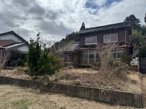 鳥取市河原町佐貫、土地の画像です