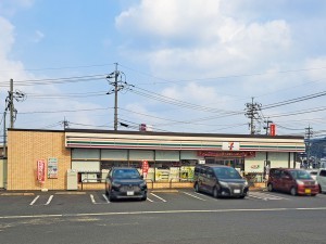 松江市法吉町、土地のコンビニ画像です