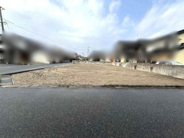 米子市三本松、土地の前面道路を含む現地写真画像です