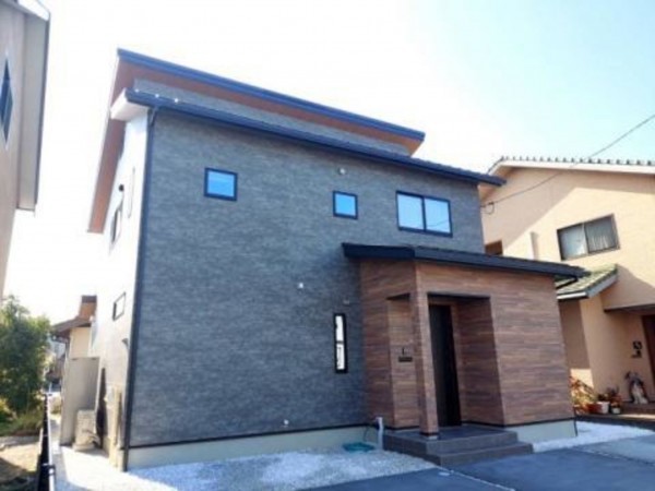 鳥取市江津、中古一戸建ての画像です
