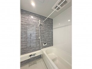 出雲市上塩冶町、新築一戸建ての風呂画像です