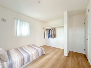 出雲市上塩冶町、新築一戸建ての寝室画像です