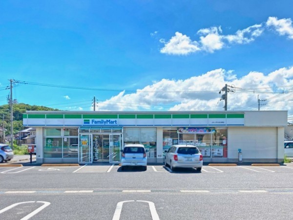 出雲市上塩冶町、新築一戸建てのコンビニ画像です