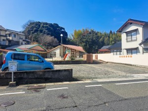 松江市浜佐田町、土地の幼稚園・保育園画像です