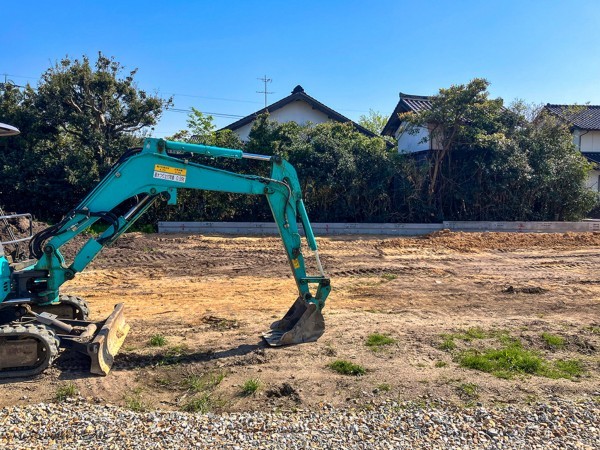 松江市浜佐田町、土地の前面道路を含む現地写真画像です
