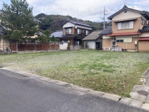 松江市東出雲町揖屋、土地の画像です
