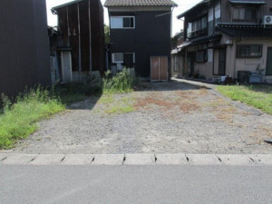 米子市博労町、土地の前面道路を含む現地写真画像です