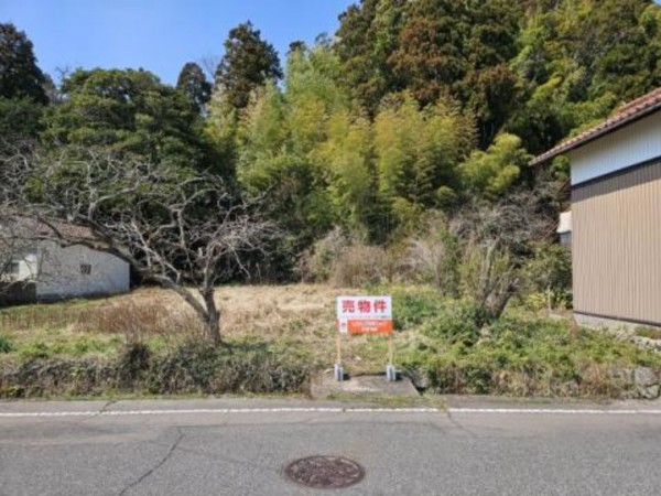 鳥取市気高町下坂本、土地の画像です