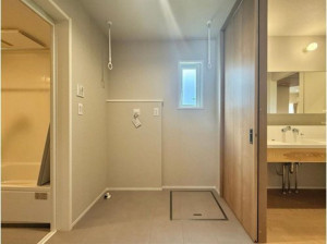 出雲市大津町、新築一戸建ての洗面画像です