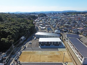 松江市法吉町、土地の前面道路を含む現地写真画像です