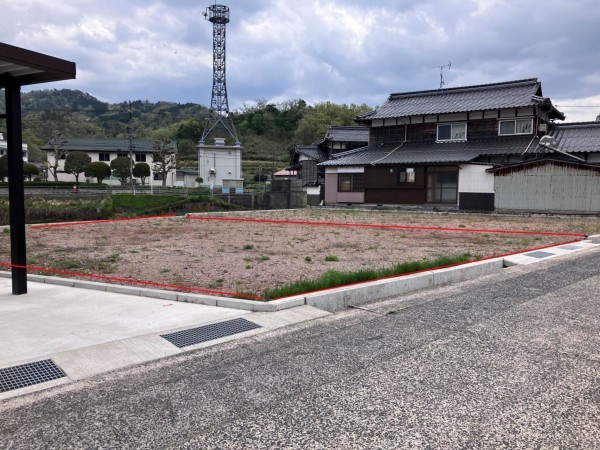 八頭郡八頭町郡家、土地の画像です