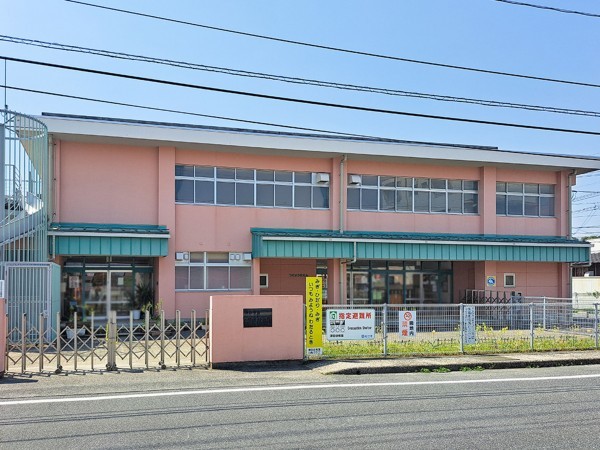 松江市西津田、土地の幼稚園・保育園画像です