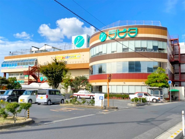 出雲市渡橋町、新築一戸建てのスーパー画像です