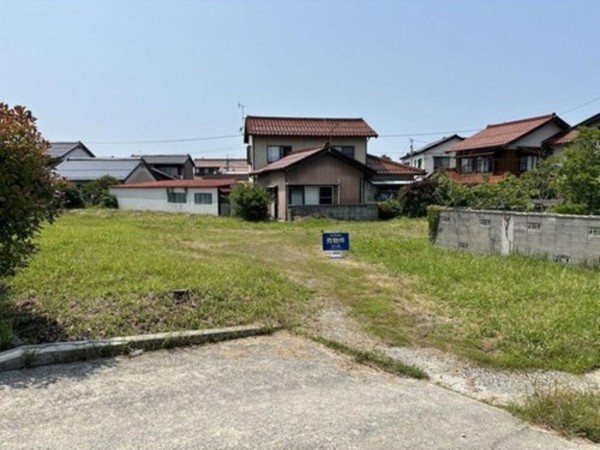松江市東出雲町揖屋、土地の画像です