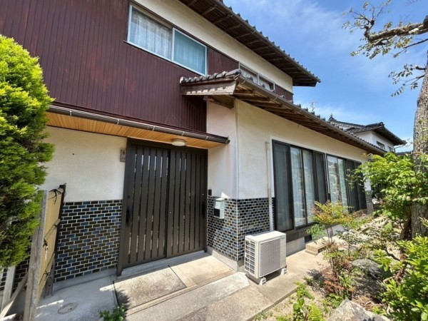 出雲市里方町、中古一戸建ての画像です