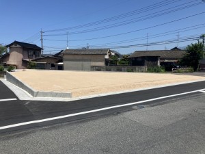 米子市車尾、土地の前面道路を含む現地写真画像です