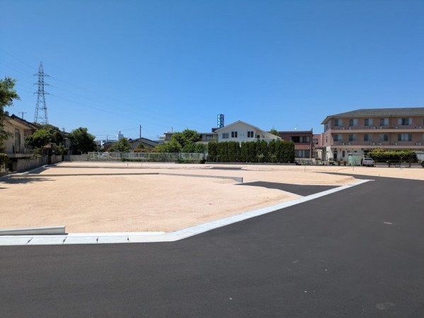 米子市車尾、土地の前面道路を含む現地写真画像です