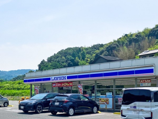 松江市東忌部町、土地のコンビニ画像です