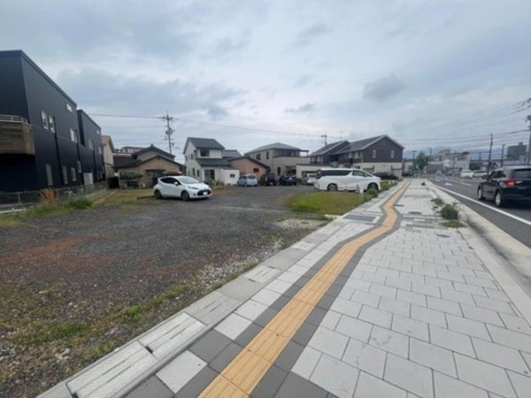 出雲市塩冶町、土地の画像です