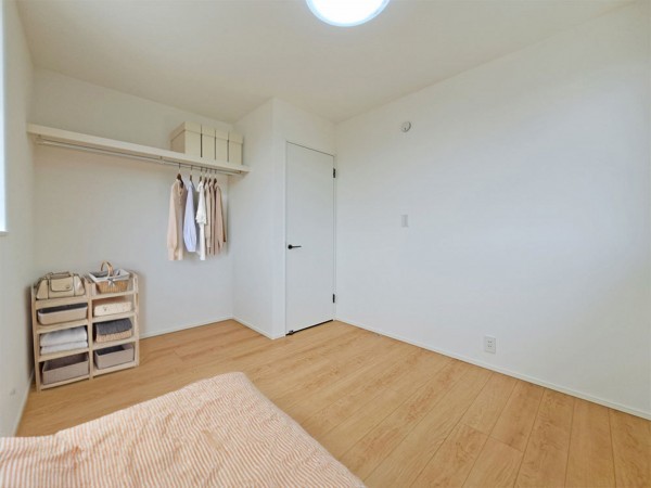 鳥取市卯垣、新築一戸建ての寝室画像です