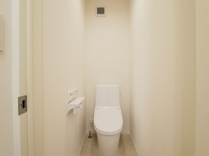 鳥取市古海、新築一戸建てのトイレ画像です