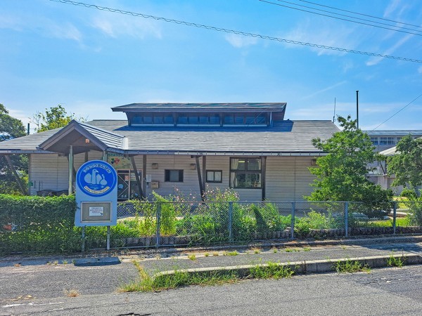 松江市下東川津町、土地の幼稚園・保育園画像です