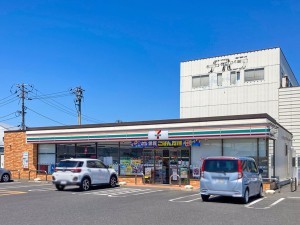 出雲市大津町、新築一戸建てのコンビニ画像です