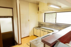 米子市旗ヶ崎、中古一戸建てのキッチン画像です