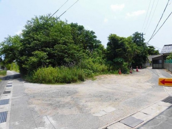 境港市外江町、土地の前面道路を含む現地写真画像です