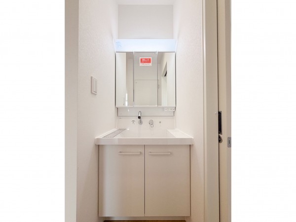 松江市法吉町、新築一戸建ての洗面画像です