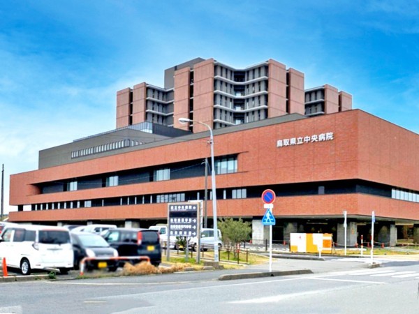 鳥取市浜坂、土地の病院画像です